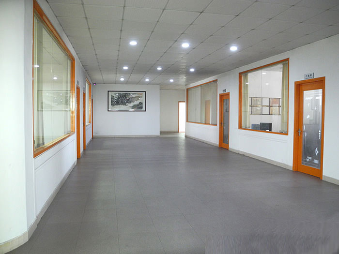 公司一角 公司一角